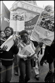 fl2203_fr13_03_06_1979_Blacks_against_police_demo_ima