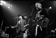 fl0240_fr02_the_beat_27_01_80