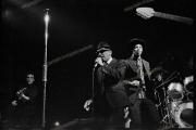 fl0240_fr13a_the_beat_27_01_80