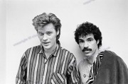 fl1127_fr05rewash_04_02_82_hall&oates_london_5400dpi_2
