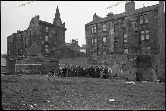 Meeting in tenements area re strike action