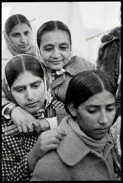 Asian Women pickets - Chix Sweets, Slough, Nov 1979