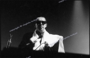 fl1747_fr05_frankie_hollywood_from_contact