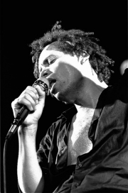 f00387_fr30_Garland_Jeffreys_Irving_Plaza_08_05_80