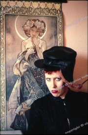 Hazel O'Connor at home