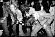 fl0271_fr_23_Heavy_metal_fans_imacon_01_20