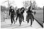 Clive Burr, Dave Murray, Steve Harris, Paul Di'Anno, Dennis Stra
