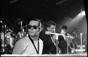fl0188_fr25_Madness_con