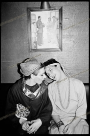 fl0789_fr29_12_0_81_new_romantics_The_Wall_ima