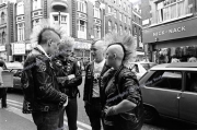 fl1028_fr23_Punks_Street_01_09_81_5400_washed