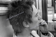 fl0001fr11_Sex_Pistols_wash_clean