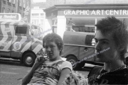 fl0003_fr06_Sex_pistols_11.17_washed_5400dpi