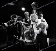 fl0004_fr24_sex_pistols_washed_cropped5400