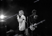 fl0004fr14_Sex_Pistols_June1977_London_wash8.17_5400dpi