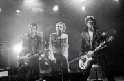 fl0004fr30_Sex_Pistols_June1977_London_wash8.17_5400dpi