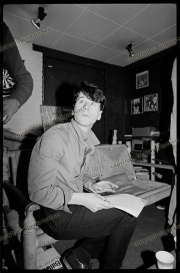 fl0829_fr02_sIMPLE_MINDS_03_1981_IMA-Edit