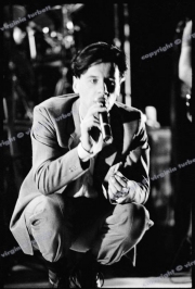 fl1304a_fr08_Simple_Minds_19_11_82