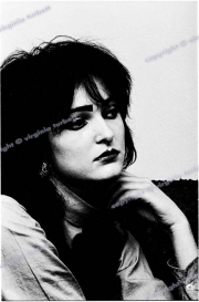 fl0804_fr08_Siouxie_Sioux
