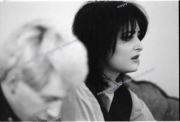 fl0806_fr42_Siouxie_Sioux