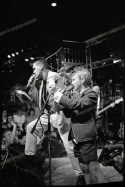 fl1777_fr07_Eurotube_Smiths_Morrisey_05_07_86_con