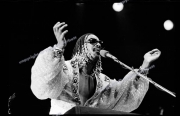 fl0613_fr43_Stevie_Wonder_Wembley_06_09_80