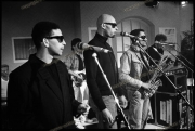 fl1767_fr01_The_Christians_Eurotube_05_07_86_con