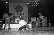 fl0119_fr03a_Clash_14_07_79_5400_washed_cleaned_20pcProf