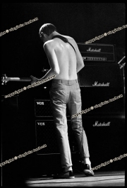 fl0977_fr31_Jam_Paul_Weller_Guildford_8_7_81_washedx2