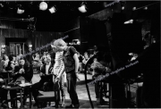 fl12242_fr18a_madness_19_08_82