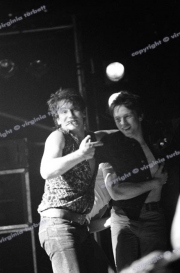 fl0940_fr36a_U2_washed_cleaned_Hammersmith_Palais_09_06_81_5400dpi